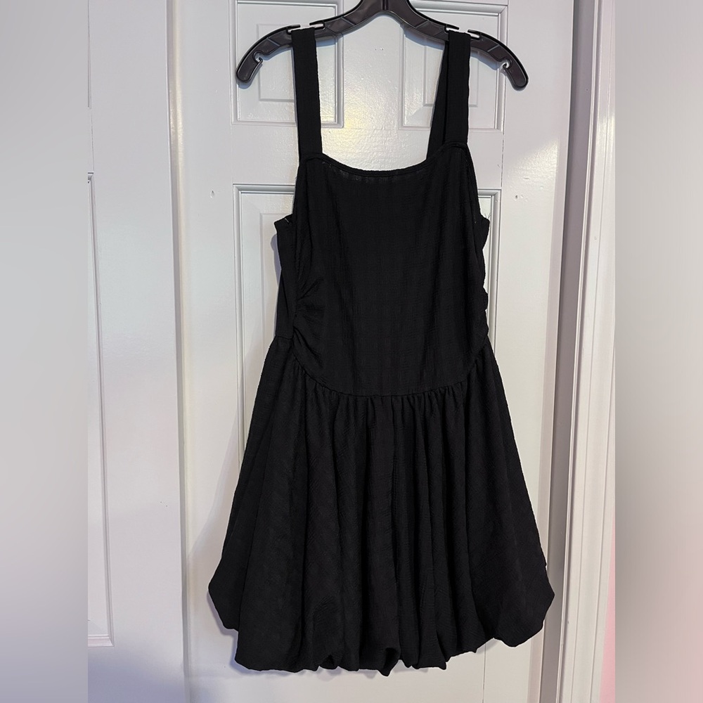 Bubble Hem Black Romper Cider Size XL
